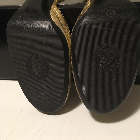 💯Auth Martine Sitbon Golden Snake skin Rose Heels - Picture 5 of 7