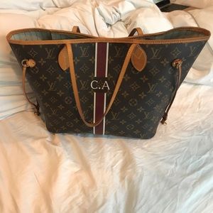 Louis Vuitton Never full with personal lettering