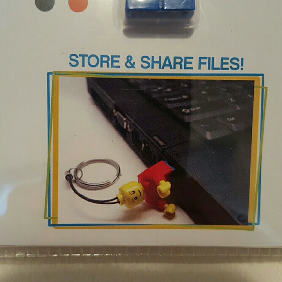 LEGO minifigure 4 GB usb drive - Picture 2 of 2