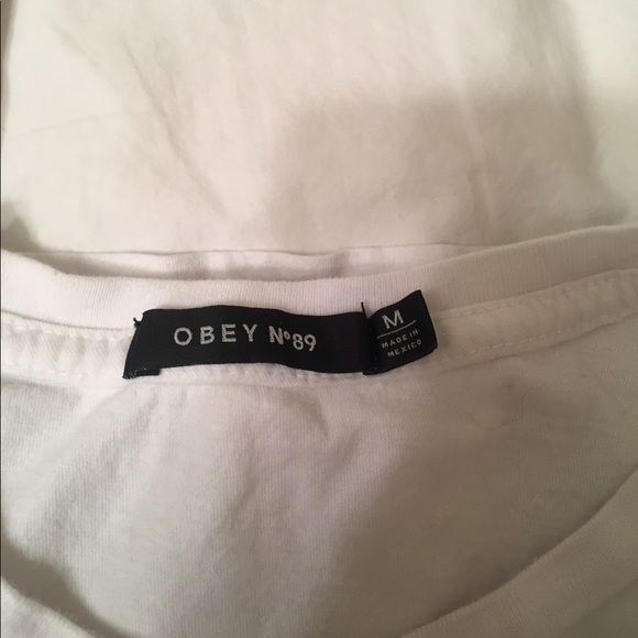 OBEY T-SHIRT - Picture 3 of 4