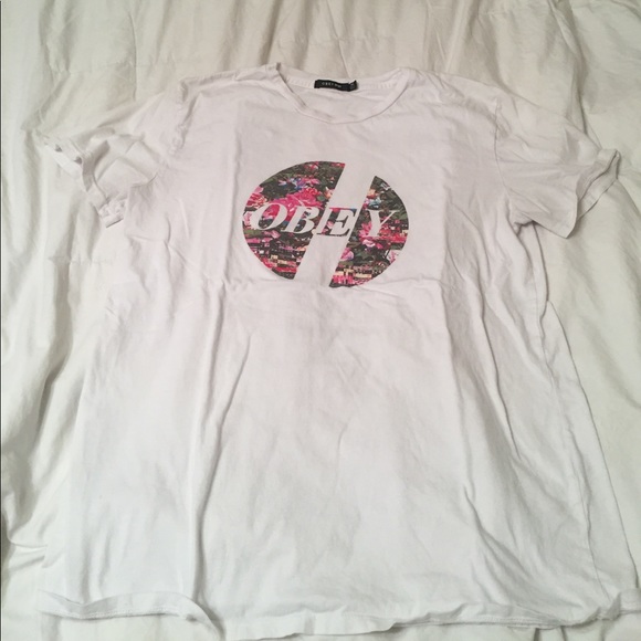 OBEY T-SHIRT - Picture 4 of 4