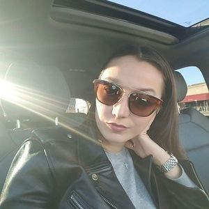 Meet your Posher, Mariana