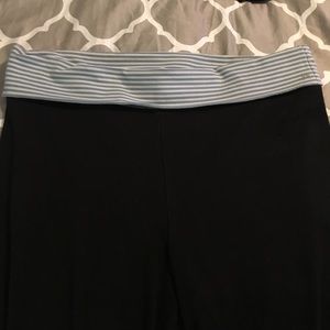 Victoria's Secret yoga crops