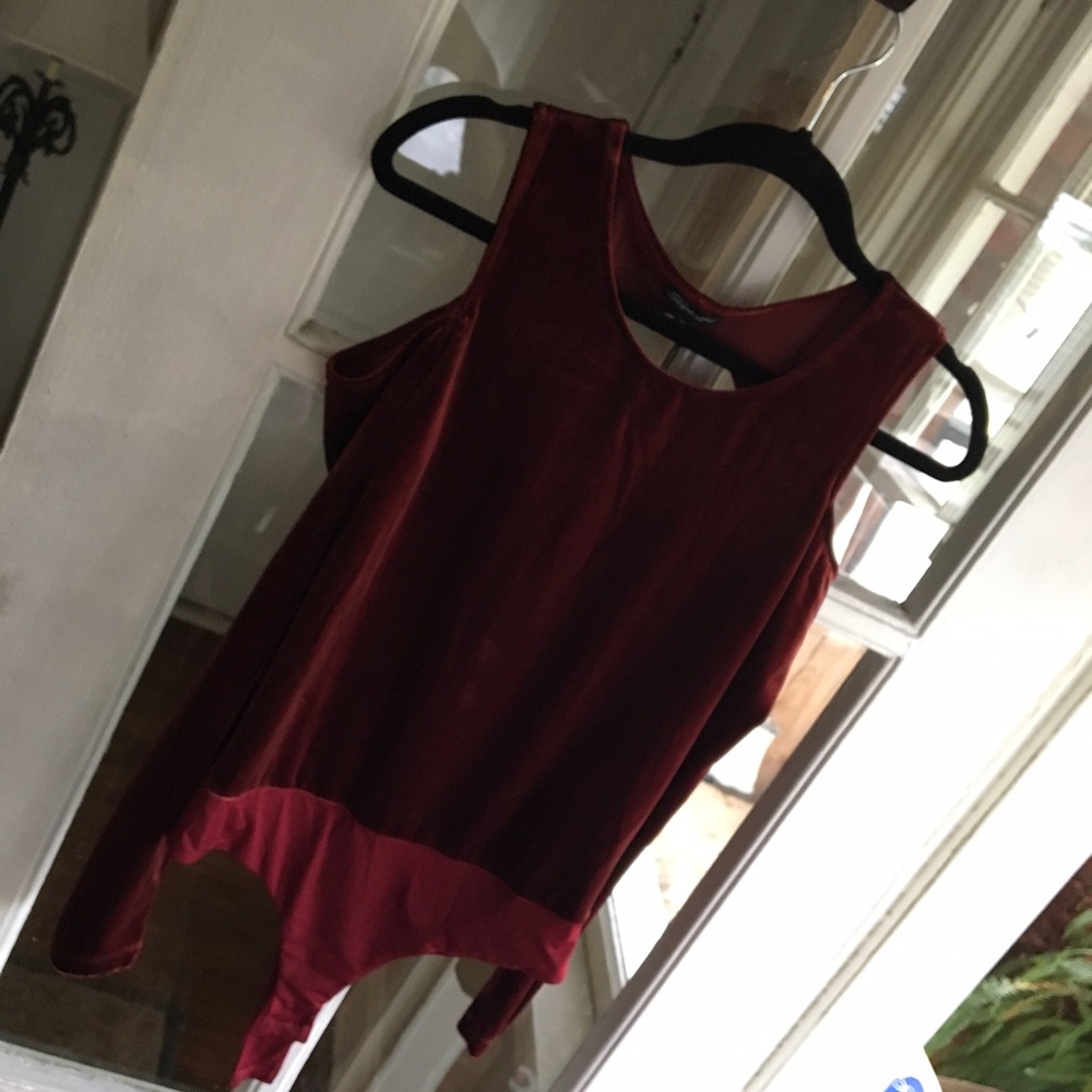Red velvet cold shoulder bodysuit leo open back