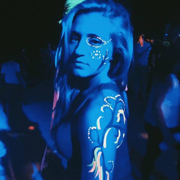 Meet your Posher, Stacy - Picture 1 of 1