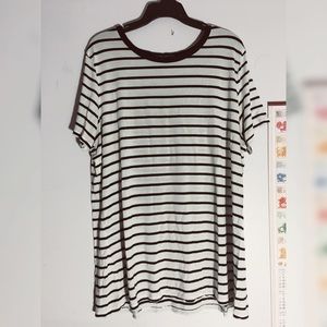 Super Soft Black & White Striped Tee