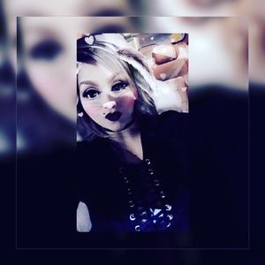 Meet your Posher, Ericka