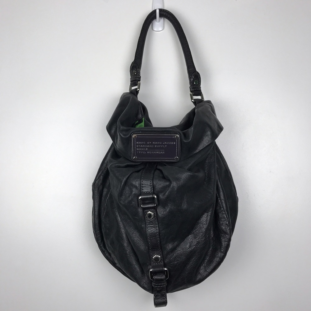 Marc Jacobs shoulder bag in black