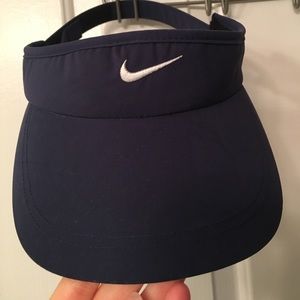 Nike visor