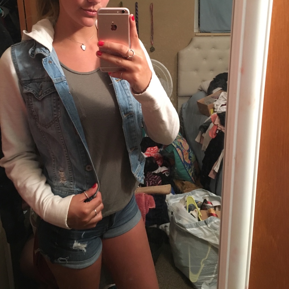 Bullhead jean jacket with cotton sleeves