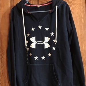 NWT Under Armour Ladies Hoodie, navy blue