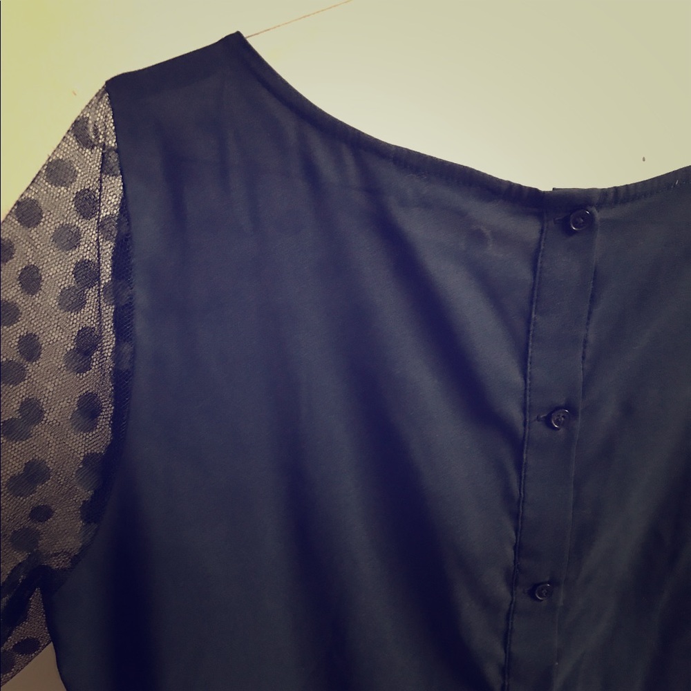 Black 3/4 length sleeve blouse
