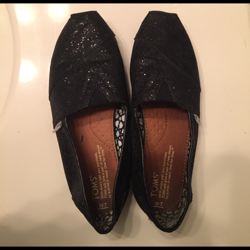 Black sparkle Tom shoes