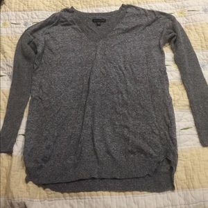 Thin sweater