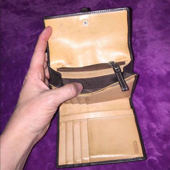 Coach Authentic Signature Wallet - Picture 3 of 3