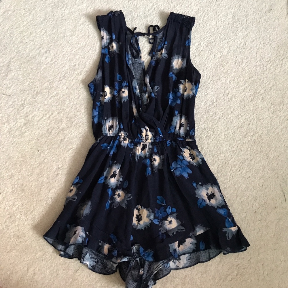 F21 Sleeveless Romper