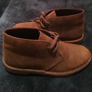 Clark's women's desert boots- brown leather