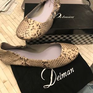 NEW Snakeskin Print Delman Flats