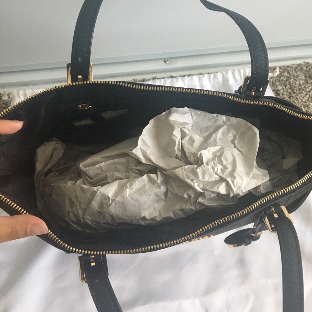 🚫SOLD🚫Michael Kors Jet Set Tote - Picture 3 of 7