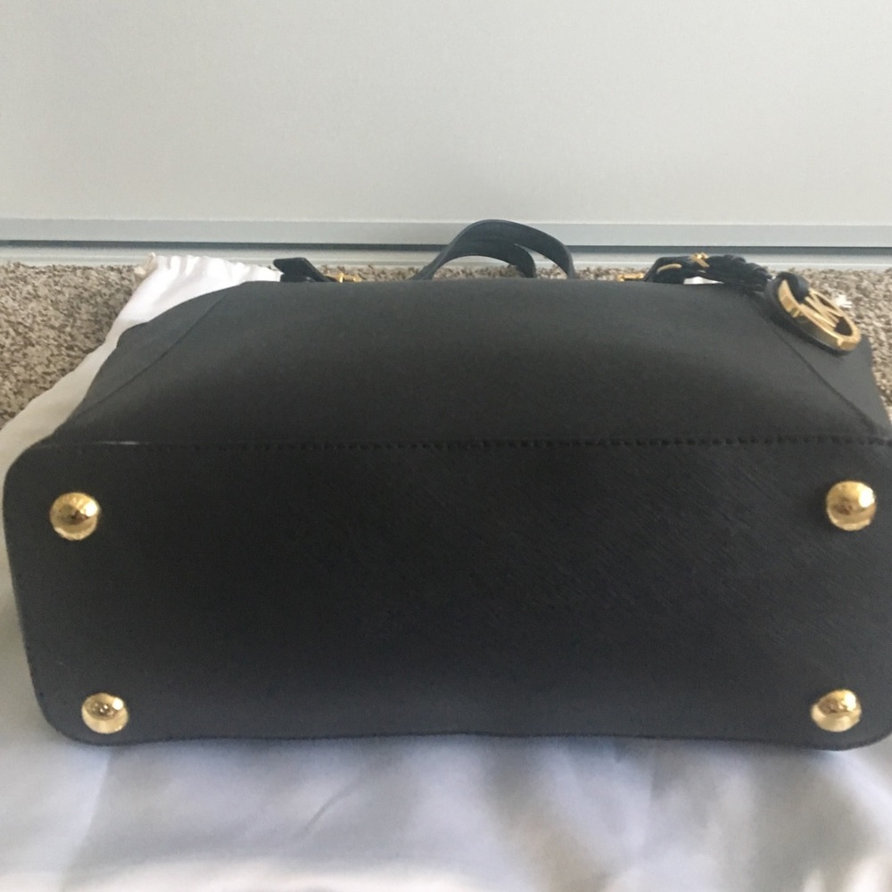 🚫SOLD🚫Michael Kors Jet Set Tote - Picture 5 of 7