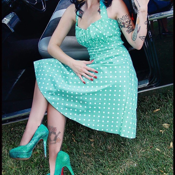 Teal halter polka dot pinup summer dress - Picture 2 of 3
