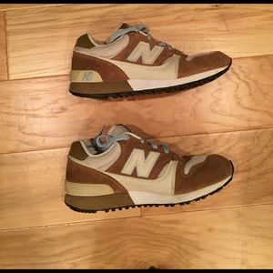 New Balance 675 tan and light blue shoes