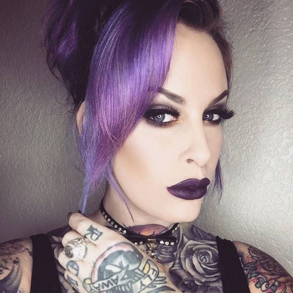 Meet your Posher, Kandy