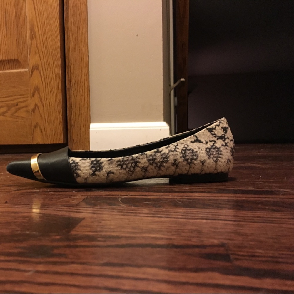 Aldo black and snakeskin leather