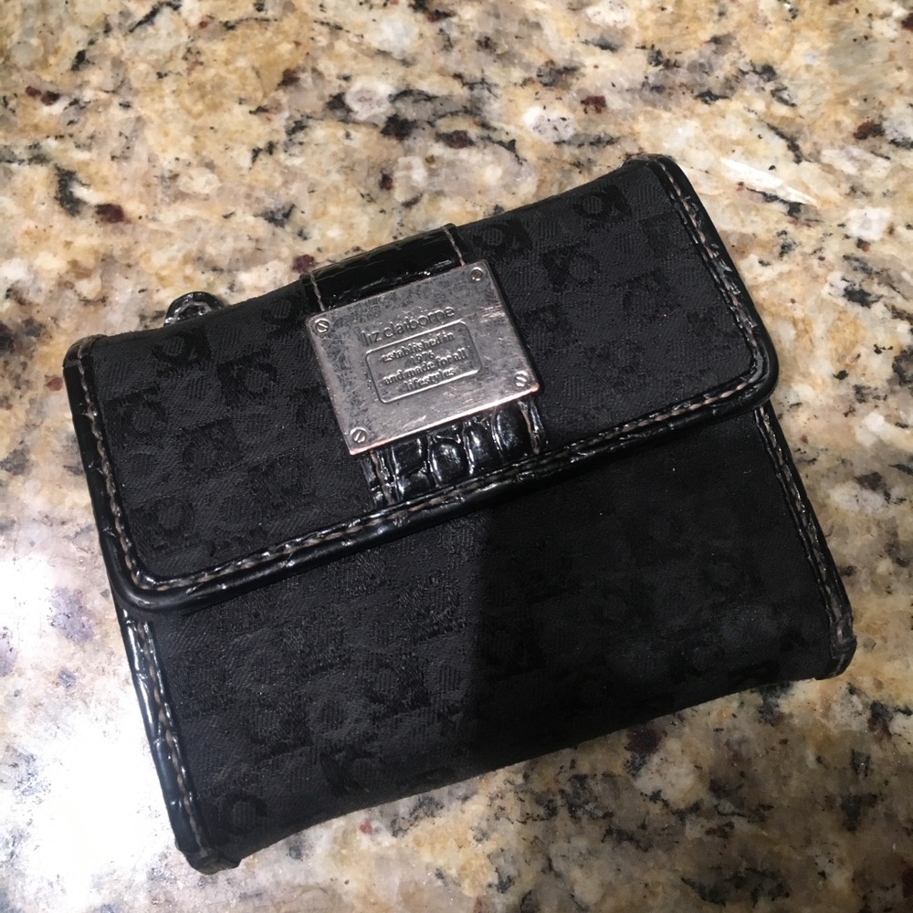 Liz Claiborne wallet