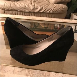 Black  Suede Wedge Heels 👠