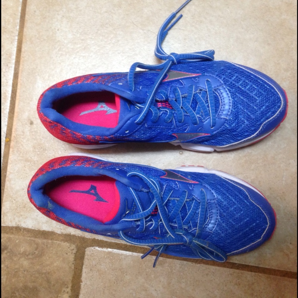 Mizuno Wave Rider 19