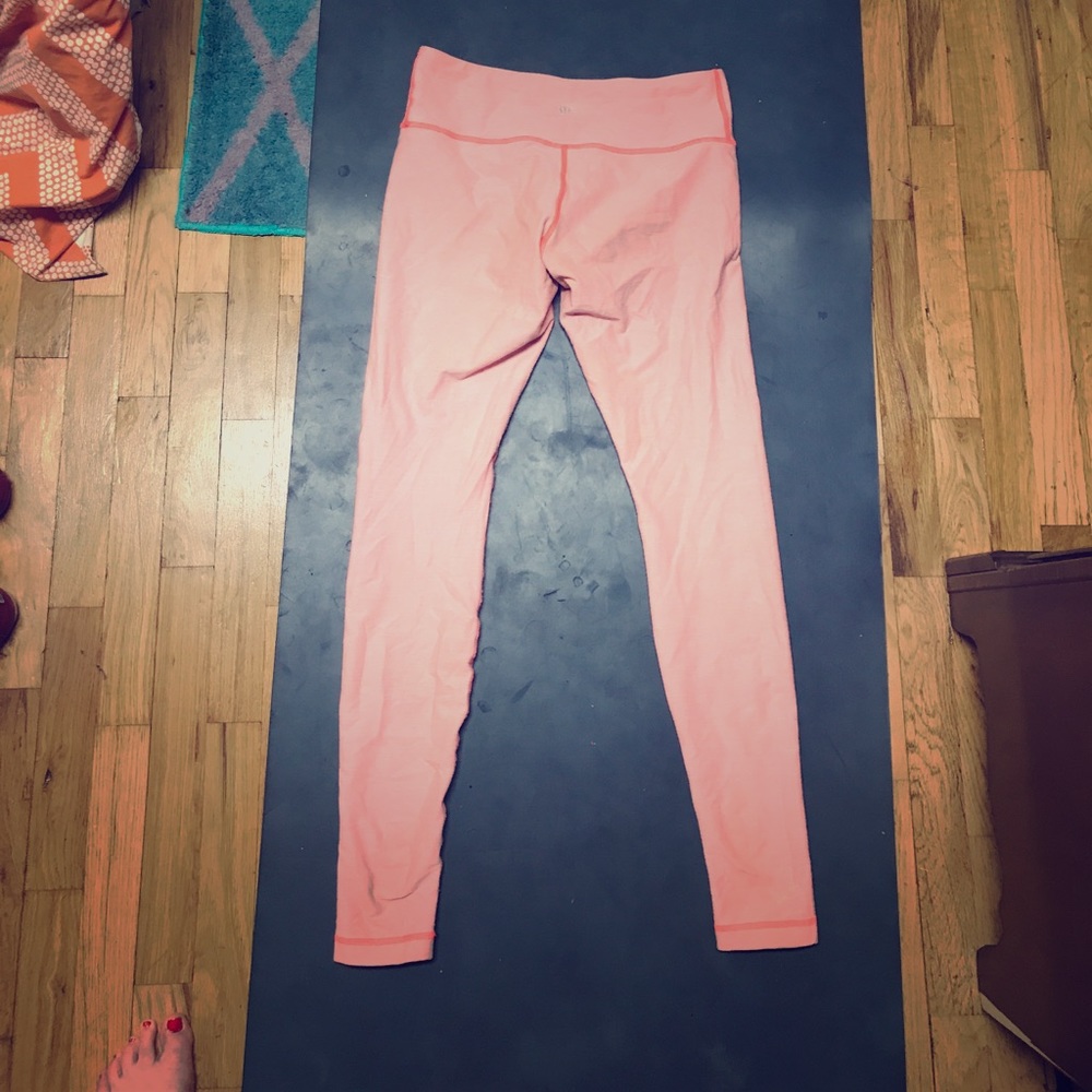 Luluemon heather pink leggings