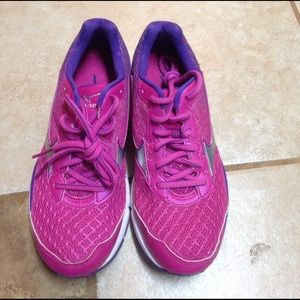 Mizuno Wave Rider 19