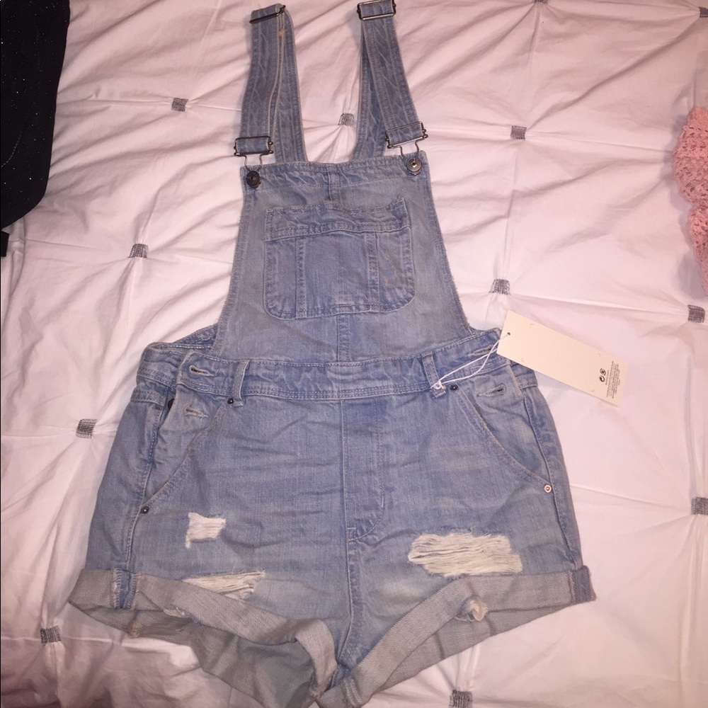 NEW WITH TAGS jean overall shorts from H&M