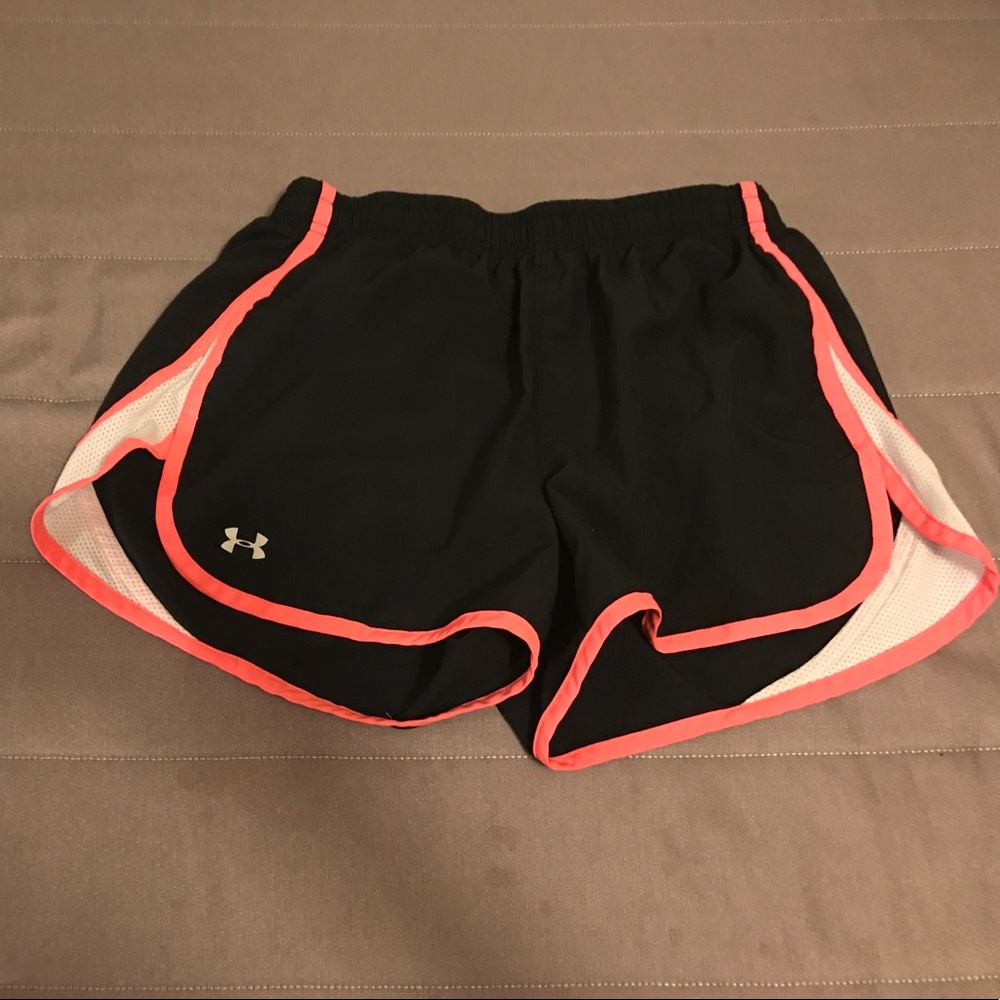 ☀️☀️☀️UnderArmour Athletic Shorts 😝