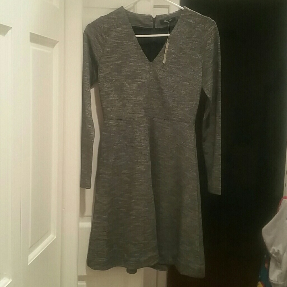 Madewell grey v neck dress