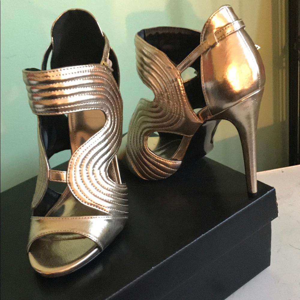 Glam Gold Metallic Stiletto