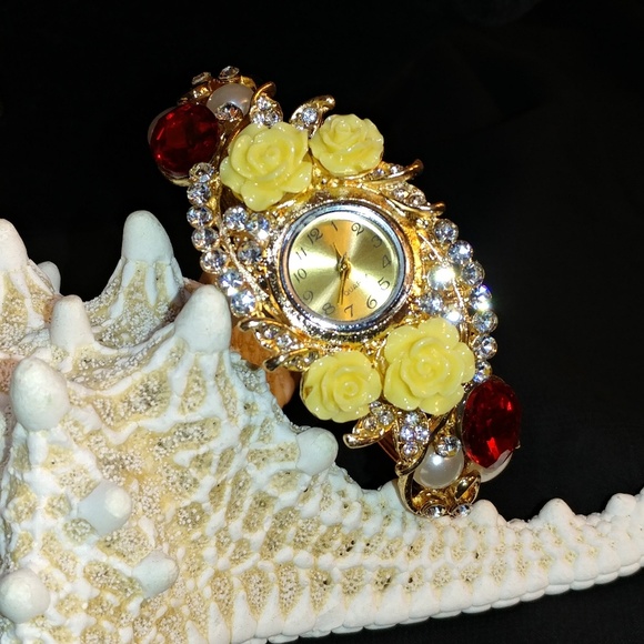 Woman's watch - Picture 2 of 4