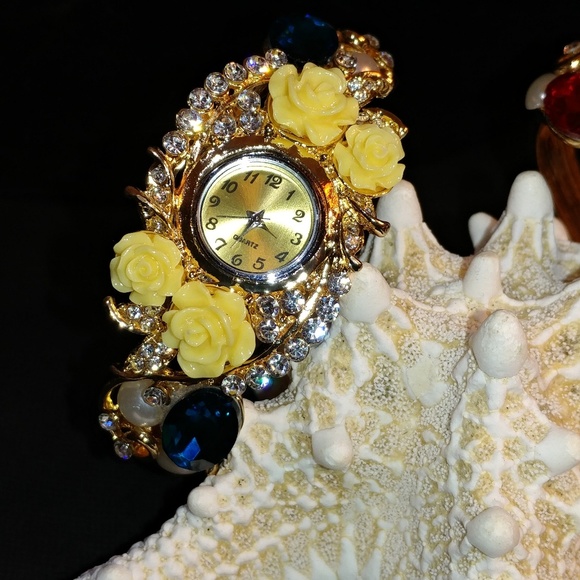 Woman's watch - Picture 3 of 4