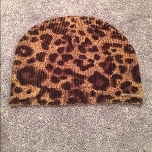 SHORT TIME SALE !🔥🔥Michael kors leopard hat