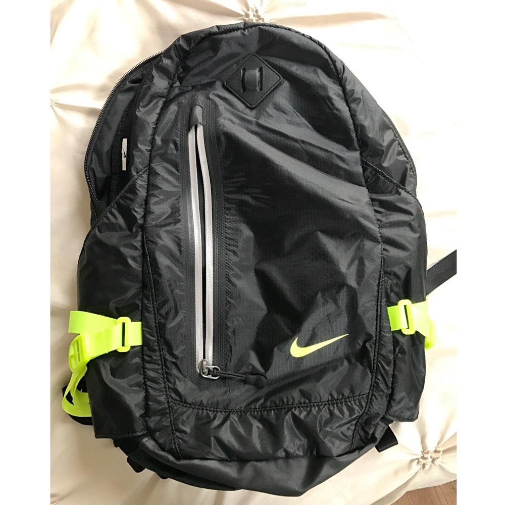 💚 Nike running backpack 👟