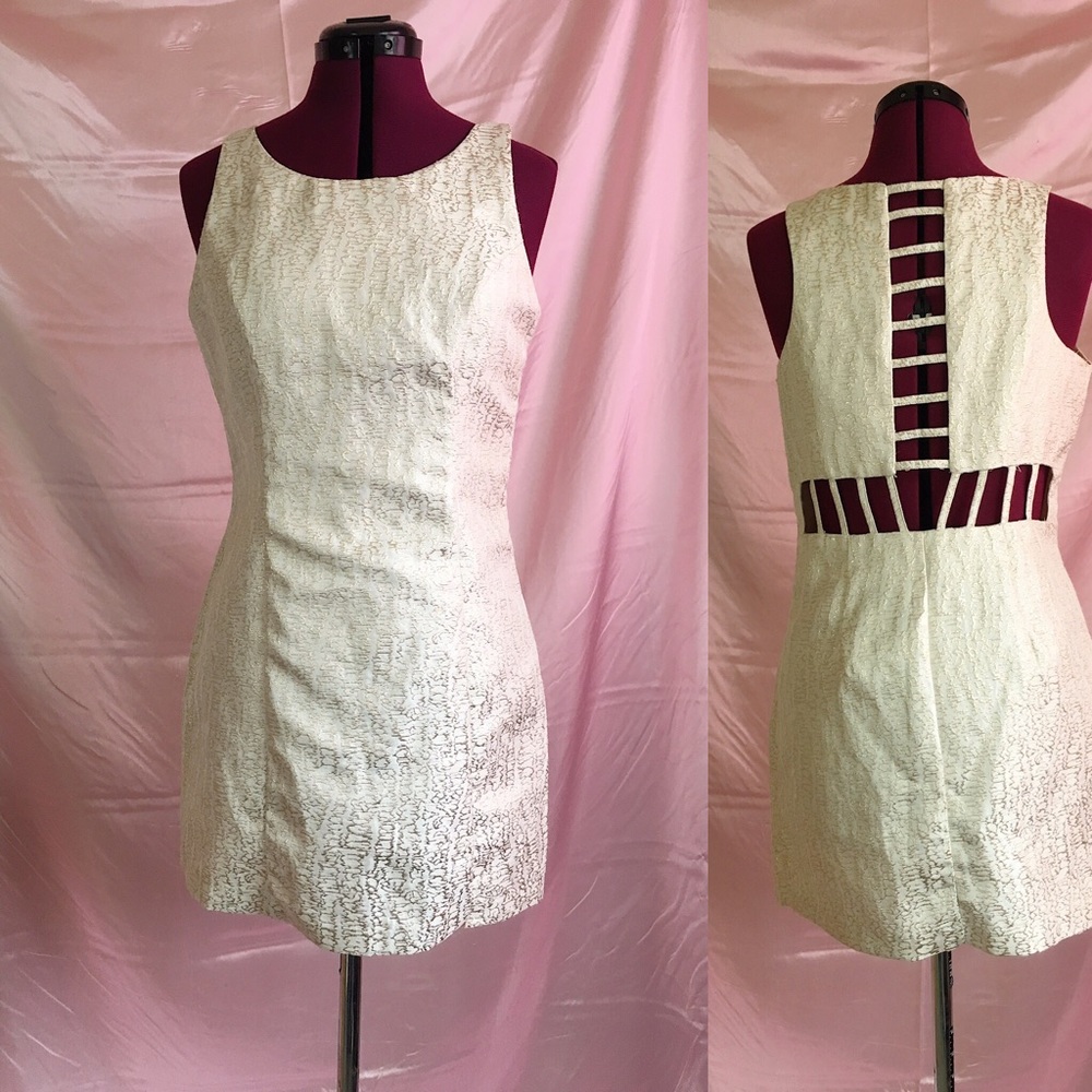 Mustard Seed Medium shift textured Mini Dress