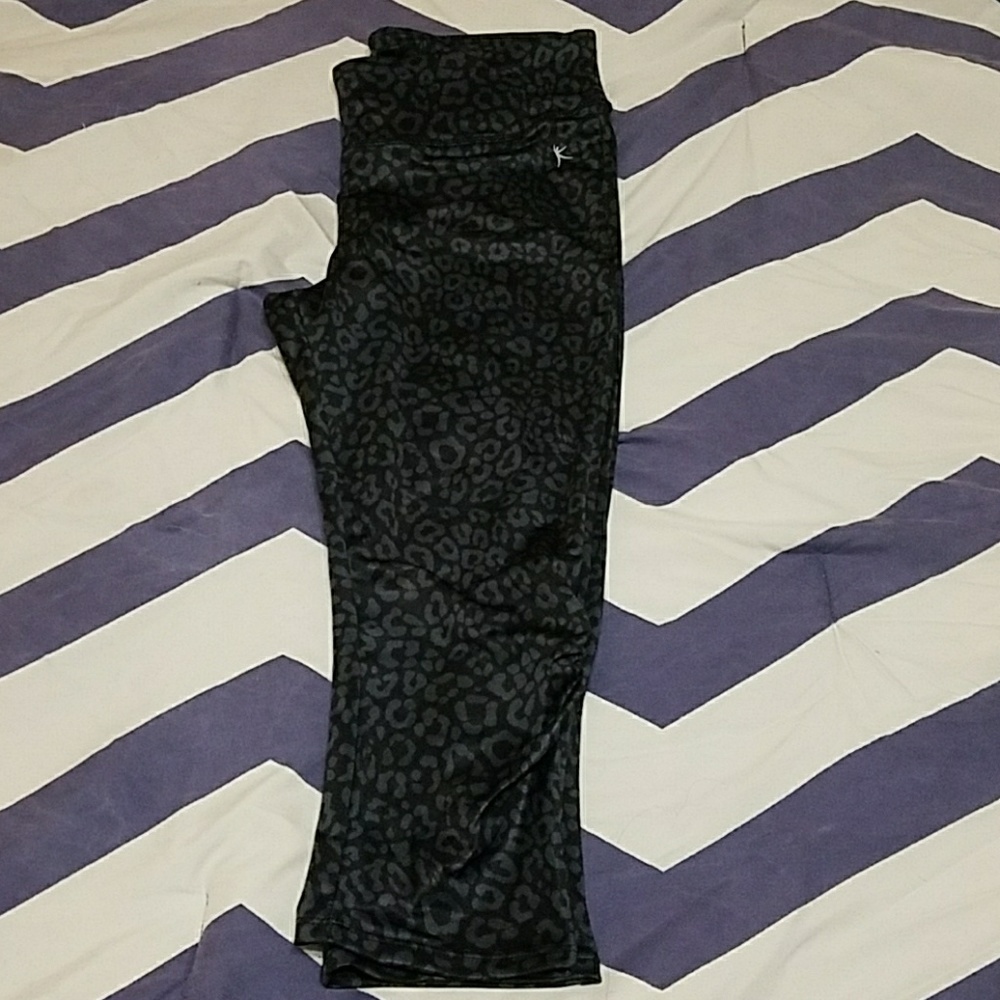 Danskin exercise capris