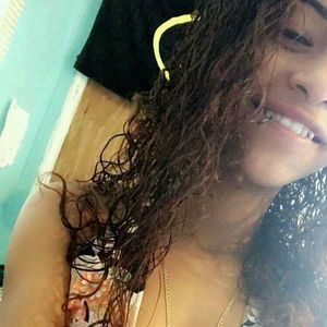 Meet your Posher, Brenna