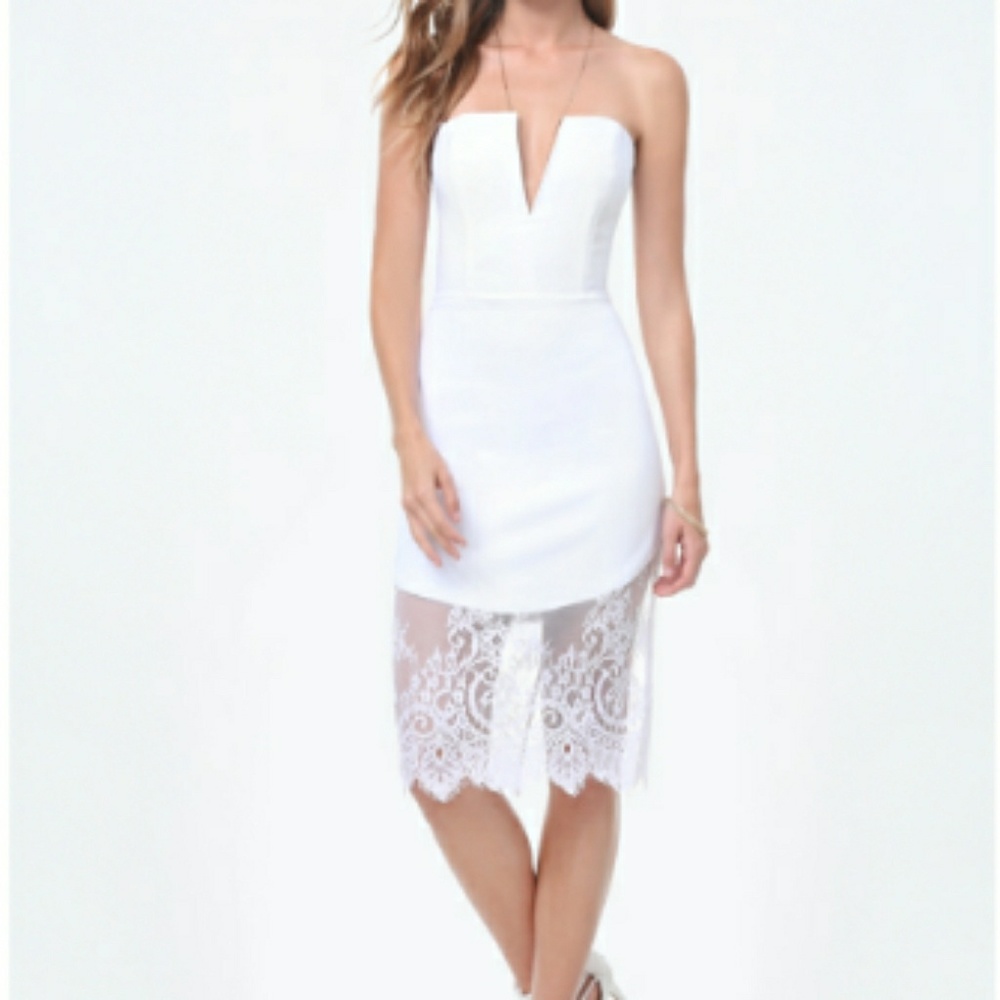 Bebe Gorgeous White Strapless V-Notch Dress