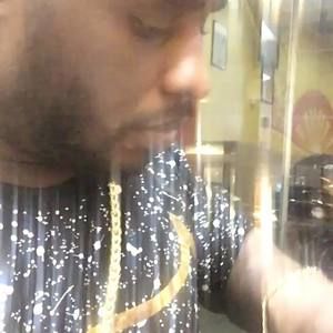 Meet your Posher, Corey