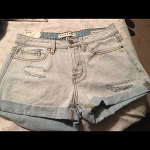 Bullhead girlfriend shorts