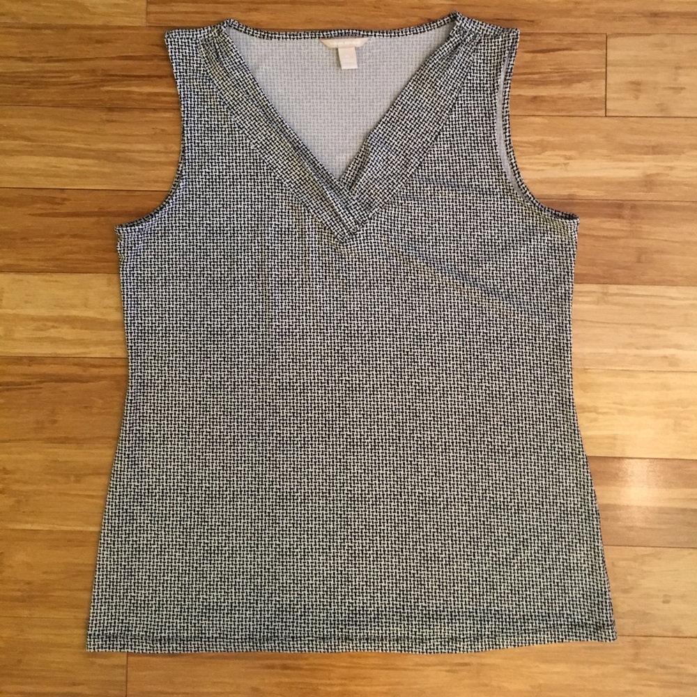 Black and white patterned tank top