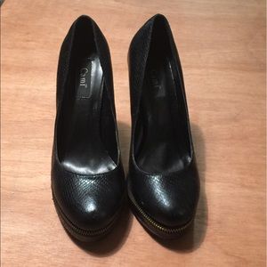 ⬇️Cami plaform pump heel