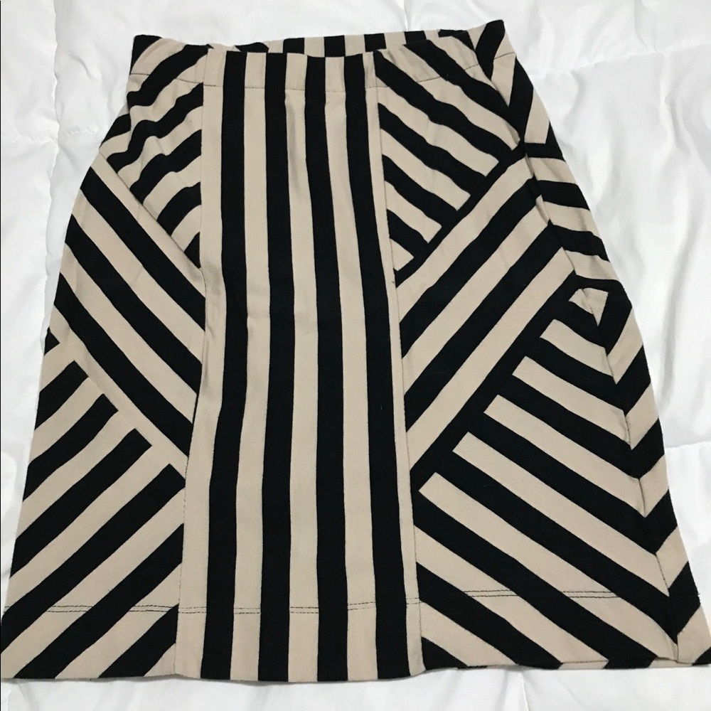 Black and Nude Striped Pencil Skirt